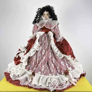 bambola vintage con parti in ceramica